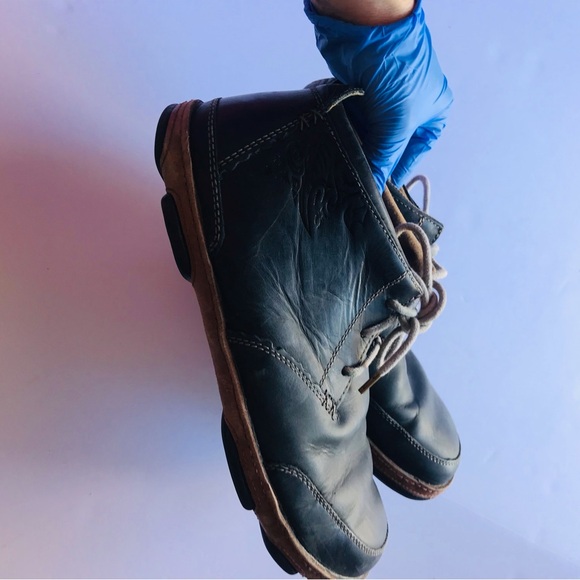 OluKai Kamuela Shoe - Men's Dark
Wood/Toffee - Picture 7 of 14